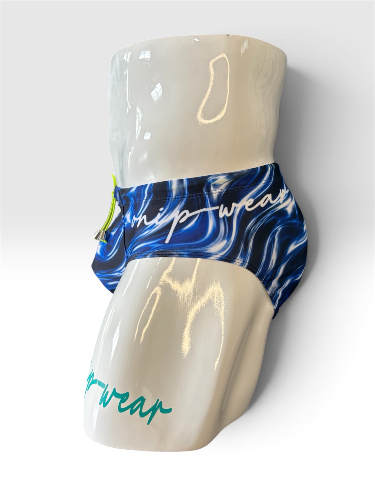 Diagonal Sweep - Swimwear Briefs - Swimsuit Bikini style - Men bathing suit
